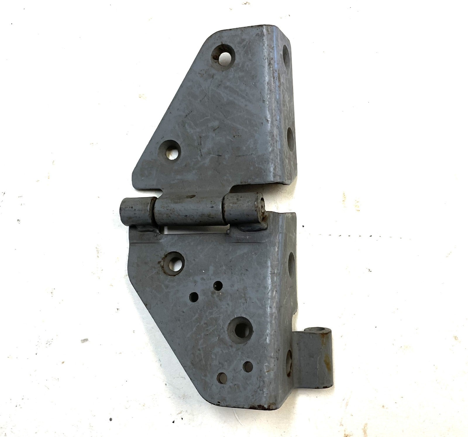 Jeep CJ windshield hinge 76-86 CJ5 CJ7 CJ8  left side FACTORY driver side YJ