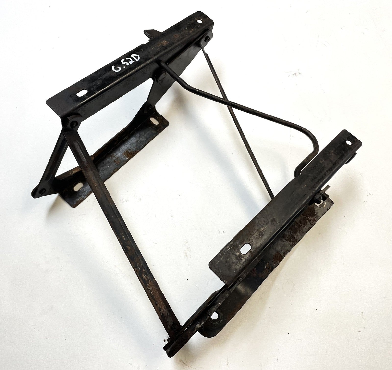 Jeep YJ right front seat bracket folding flip Wrangler 87-90 Passenger side !