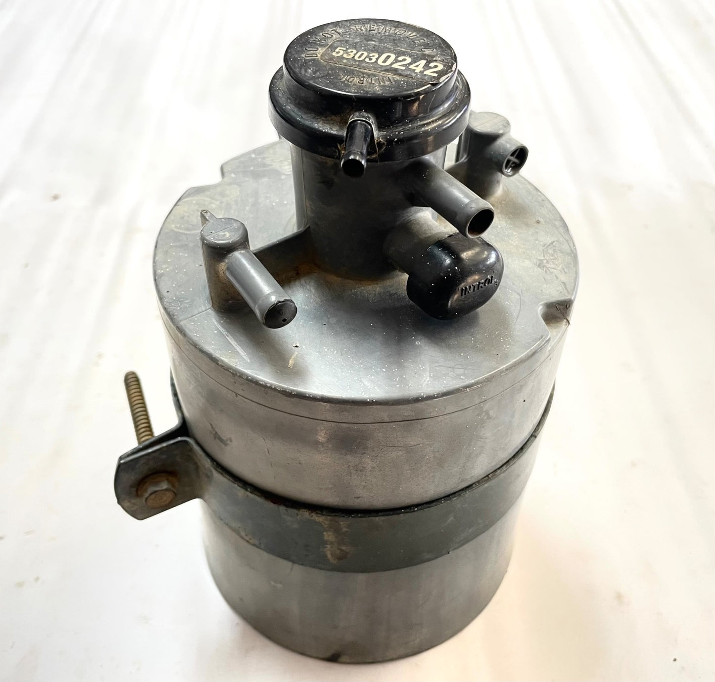 Jeep YJ Charcoal CANISTER with bracket Emissions Vapor Wrangler 53030242 Evap!!