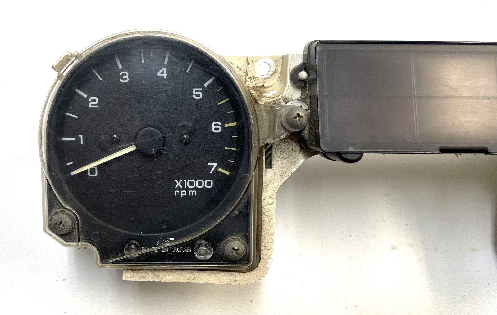 Jeep YJ speedometer tachometer 92-95 gauge cluster Wrangler 198,061 gauges