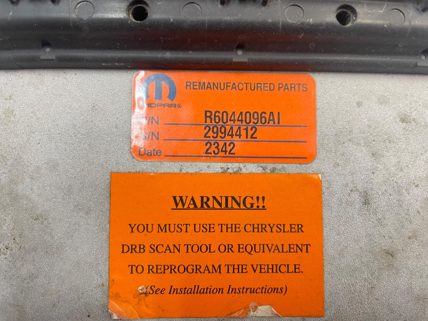 2003 Jeep TJ Wrangler ECM computer 4.0 6 cylinder automatic R6044096AI