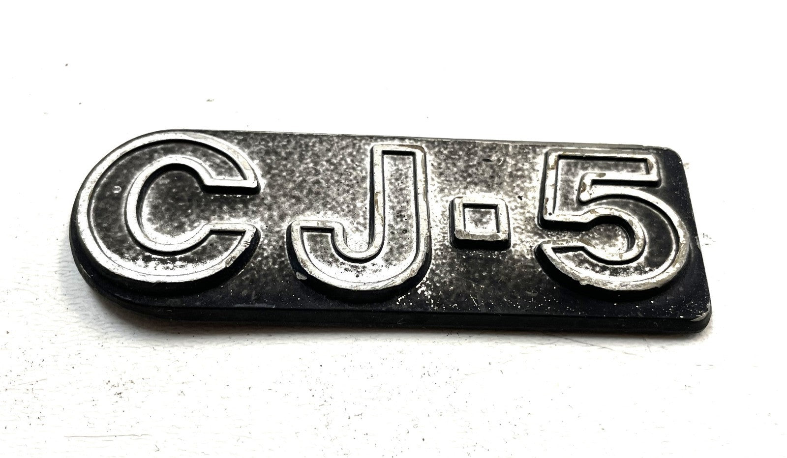 Jeep CJ5 factory emblem Free Shipping