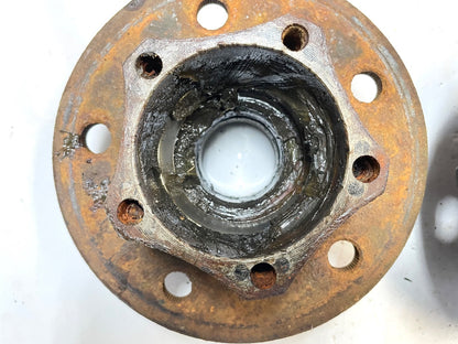 Jeep CJ disc brake bearing hub Dana 30 fits 81-86 CJ5 CJ7 5 bolt hubs (pair)