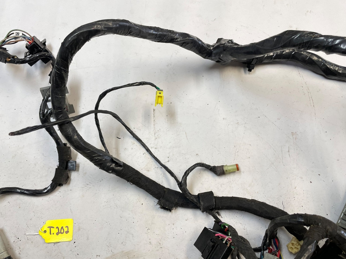2000 Jeep TJ Wrangler Dash Wire Harness wiring P56009508AJ fuses P56010104AH