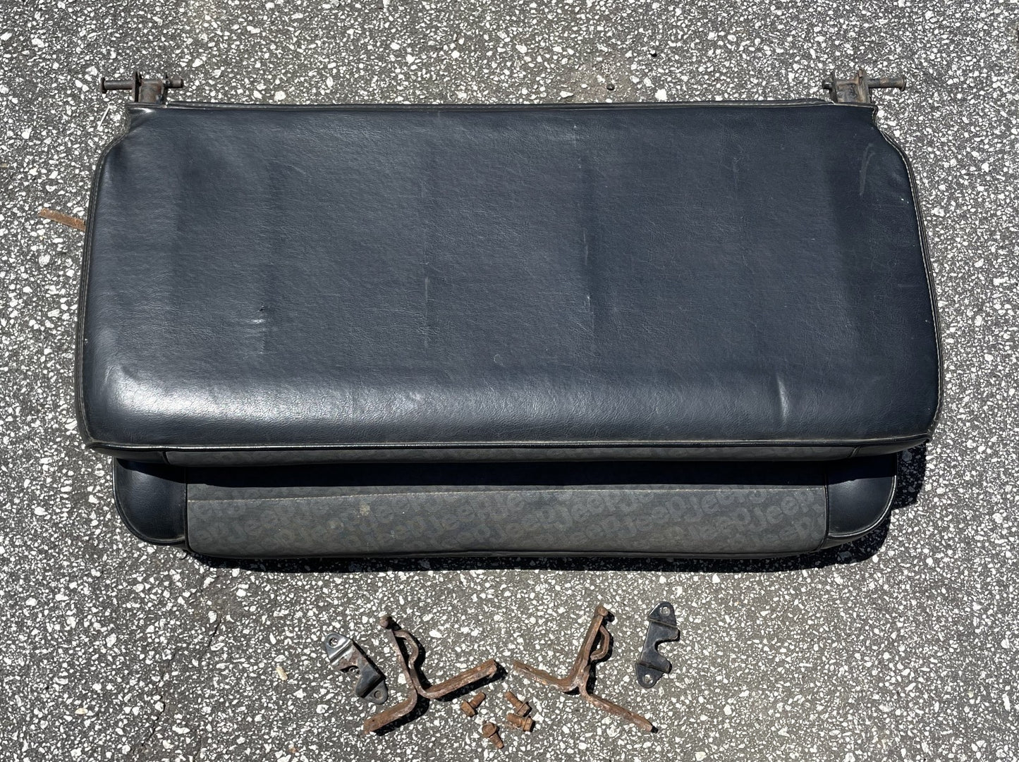 Jeep YJ Wrangler back seat with brackets factory folding CJ7 black fold n tumble