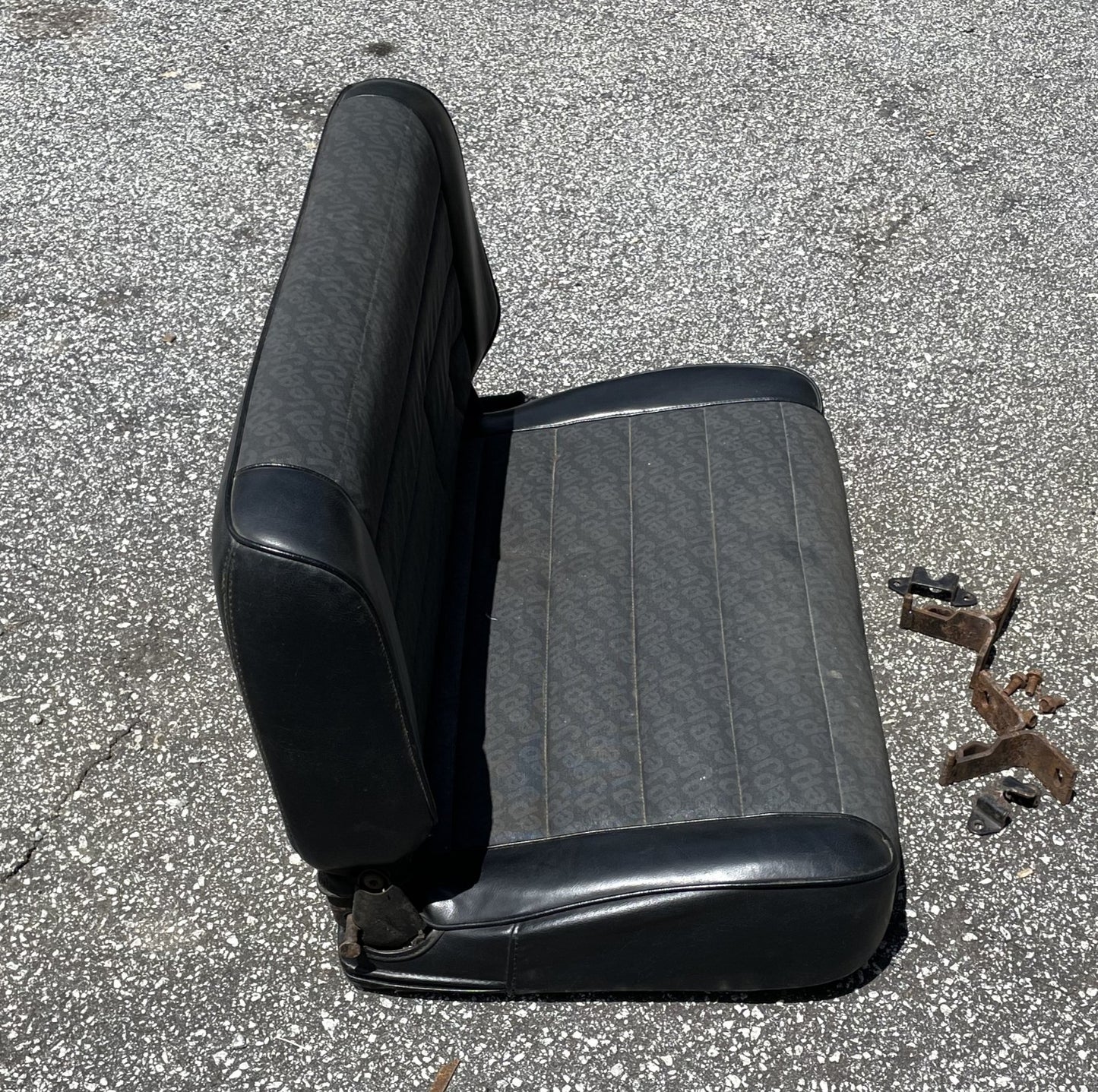 Jeep YJ Wrangler back seat with brackets factory folding CJ7 black fold n tumble