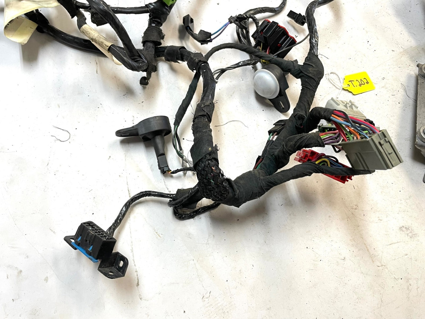 2000 Jeep TJ Wrangler Dash Wire Harness wiring P56009508AJ fuses P56010104AH