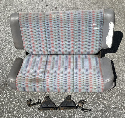 Jeep TJ Wrangler back Seat Grey factory folding rear fits 97-02 mount brackets