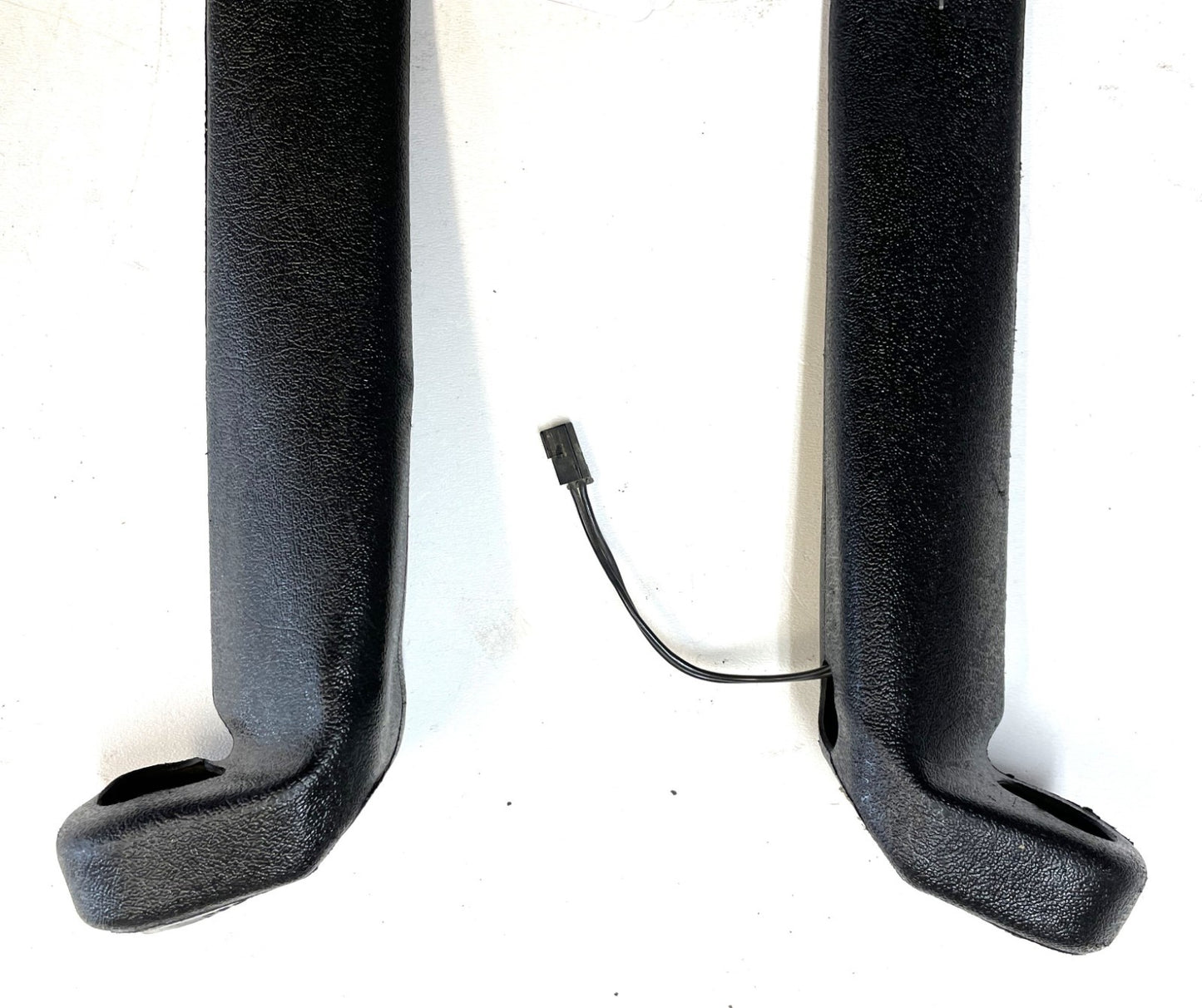 Jeep YJ Front Seat Belt Female Ends Buckles 92-95 Wrangler Belts FREE SHIPPING!!