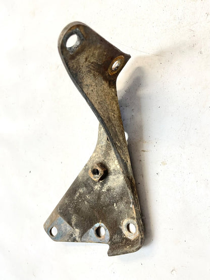 Jeep Wrangler YJ CJ 4.2 Power Steering  Pump Bracket V-Belt 258 ci.