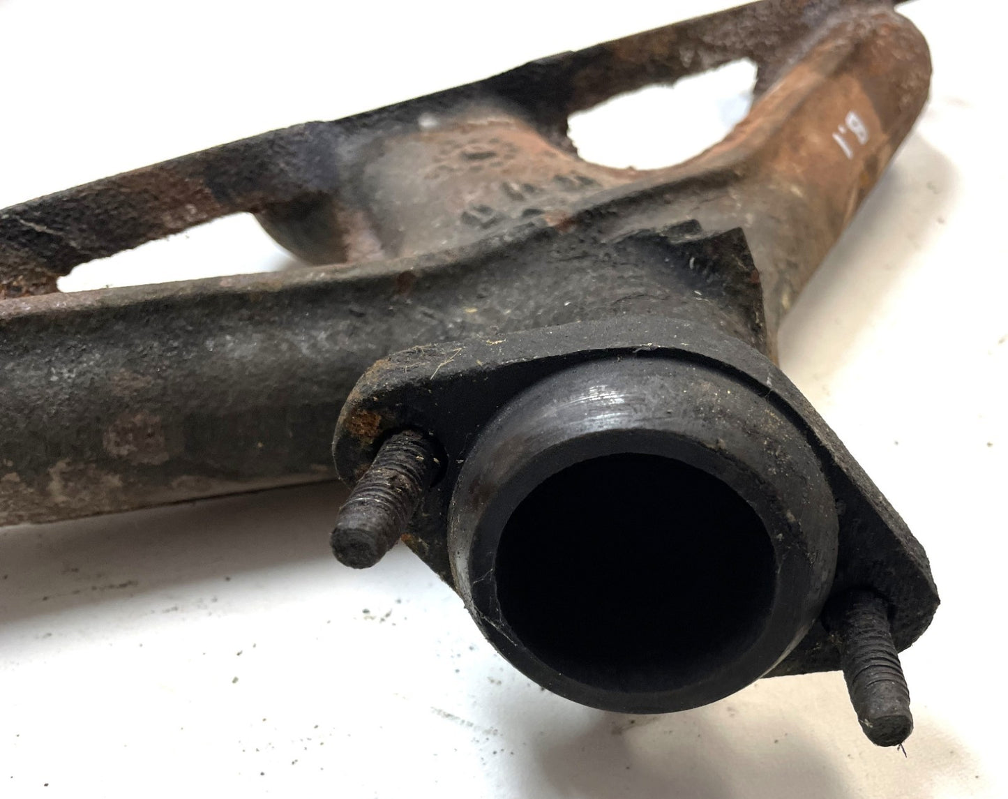 Jeep YJ Wrangler four cylinder exhaust manifold fits 91-95 2.5L FREE SHIPPING