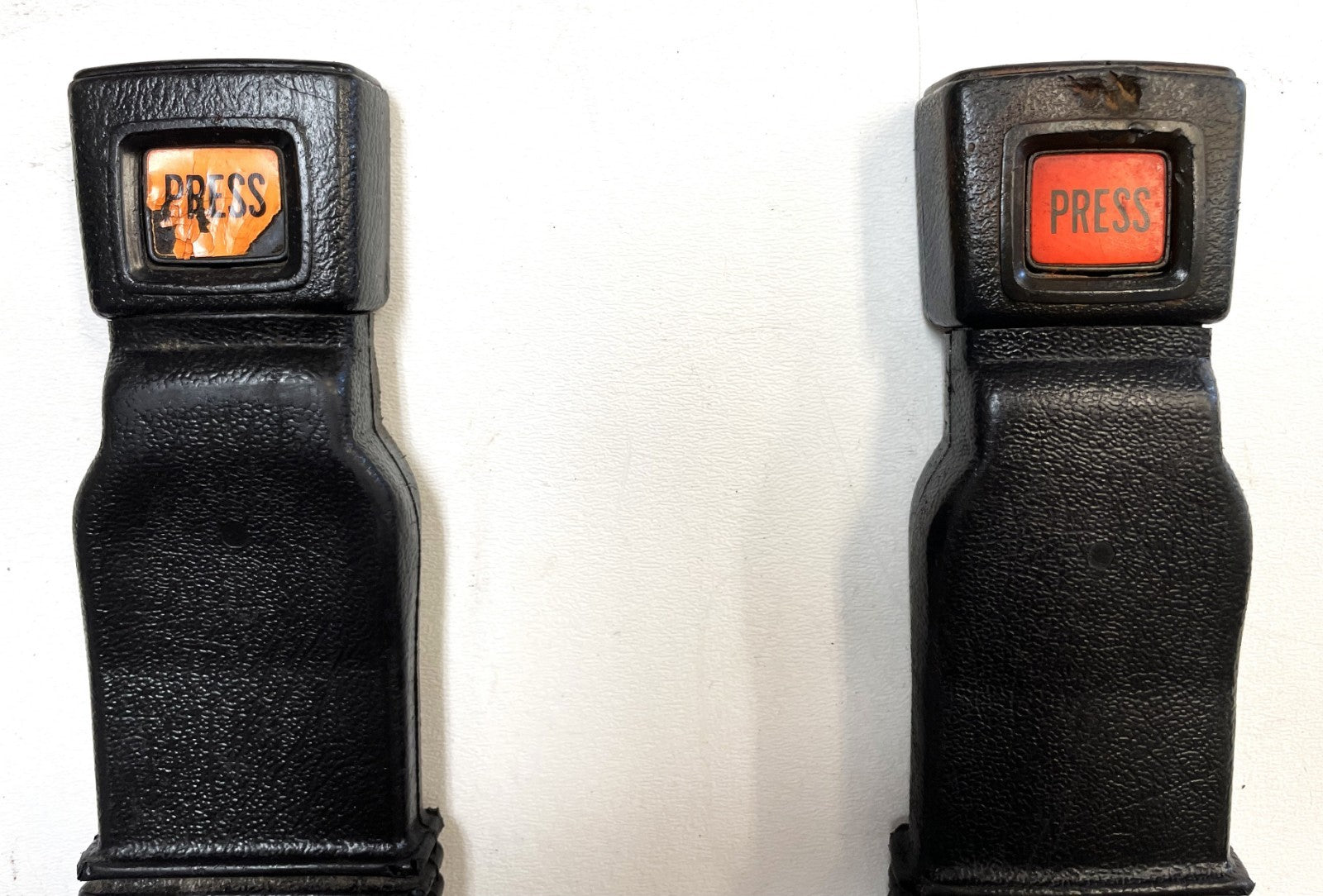 Jeep CJ Front Seat Belt buckles Seatbelt End Driver and Passenger female CJ5 CJ7