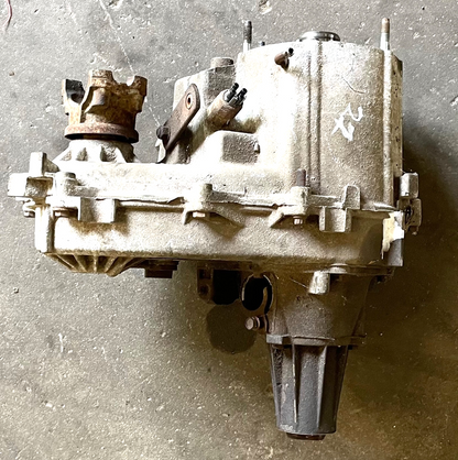 Jeep YJ NP 231 transfer case fits 4 cylinder manual 87-95 Wrangler 21 spline
