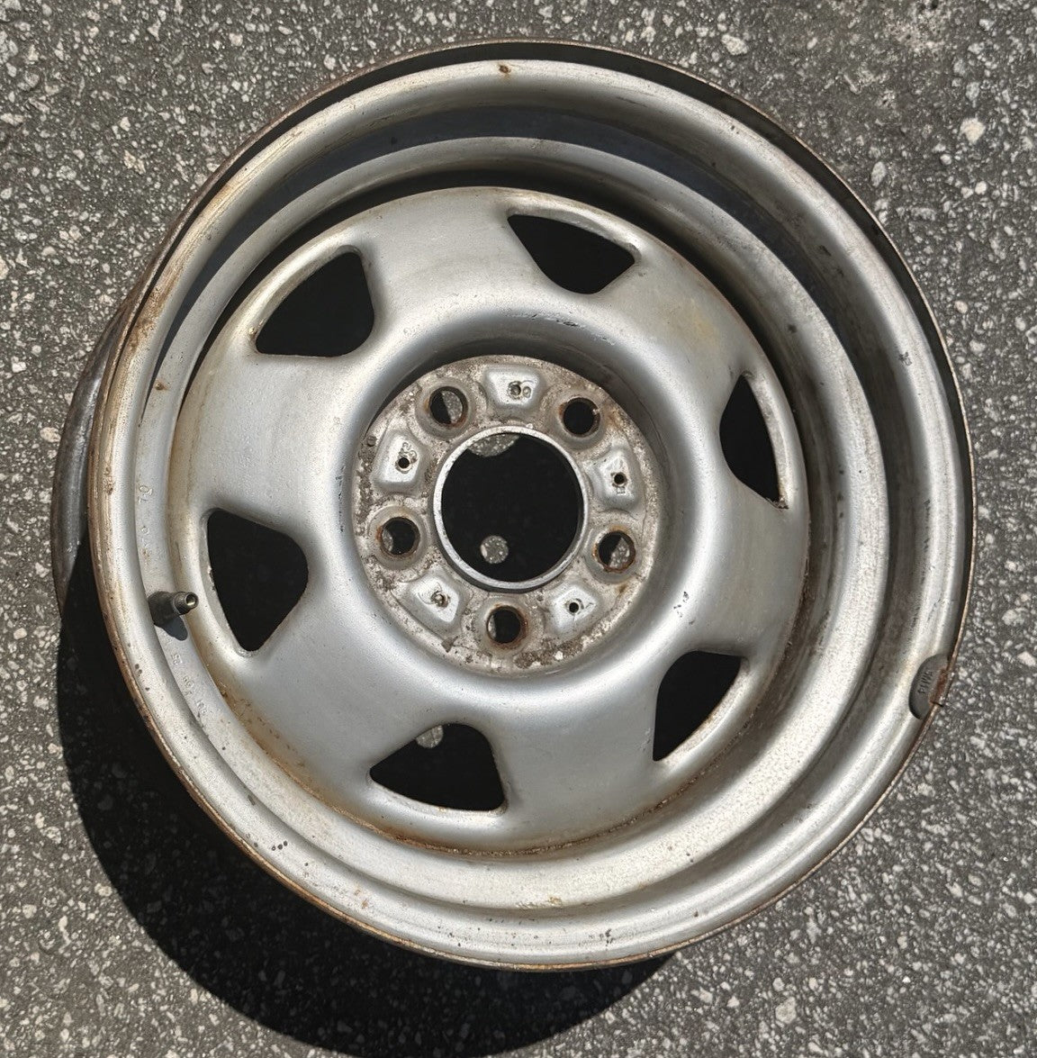 Jeep 15" x 7" steel wheel YJ XJ MJ  Wrangler Cherokee Comanche FREE SHIPPING