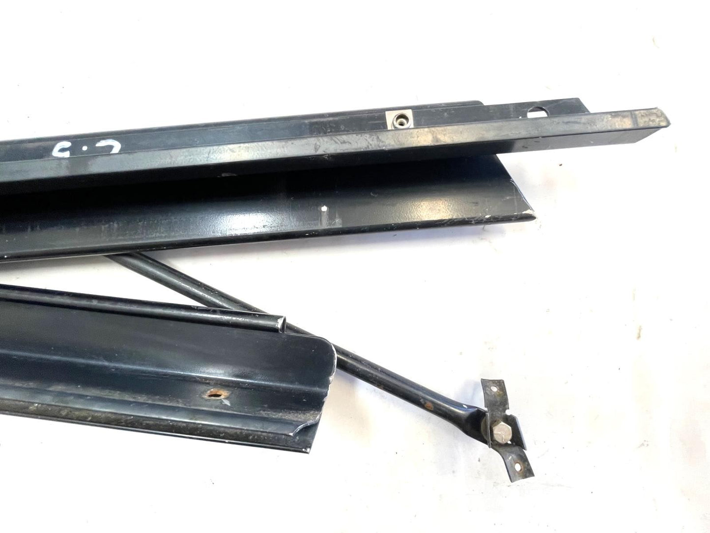 Jeep YJ factory passenger side door surround with tension bar soft top READ AD