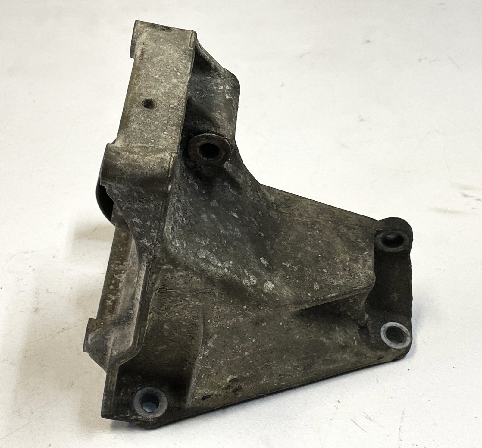 Jeep YJ Wrangler Upper Alternator AC 53007602 Air Compressor Mount Bracket!