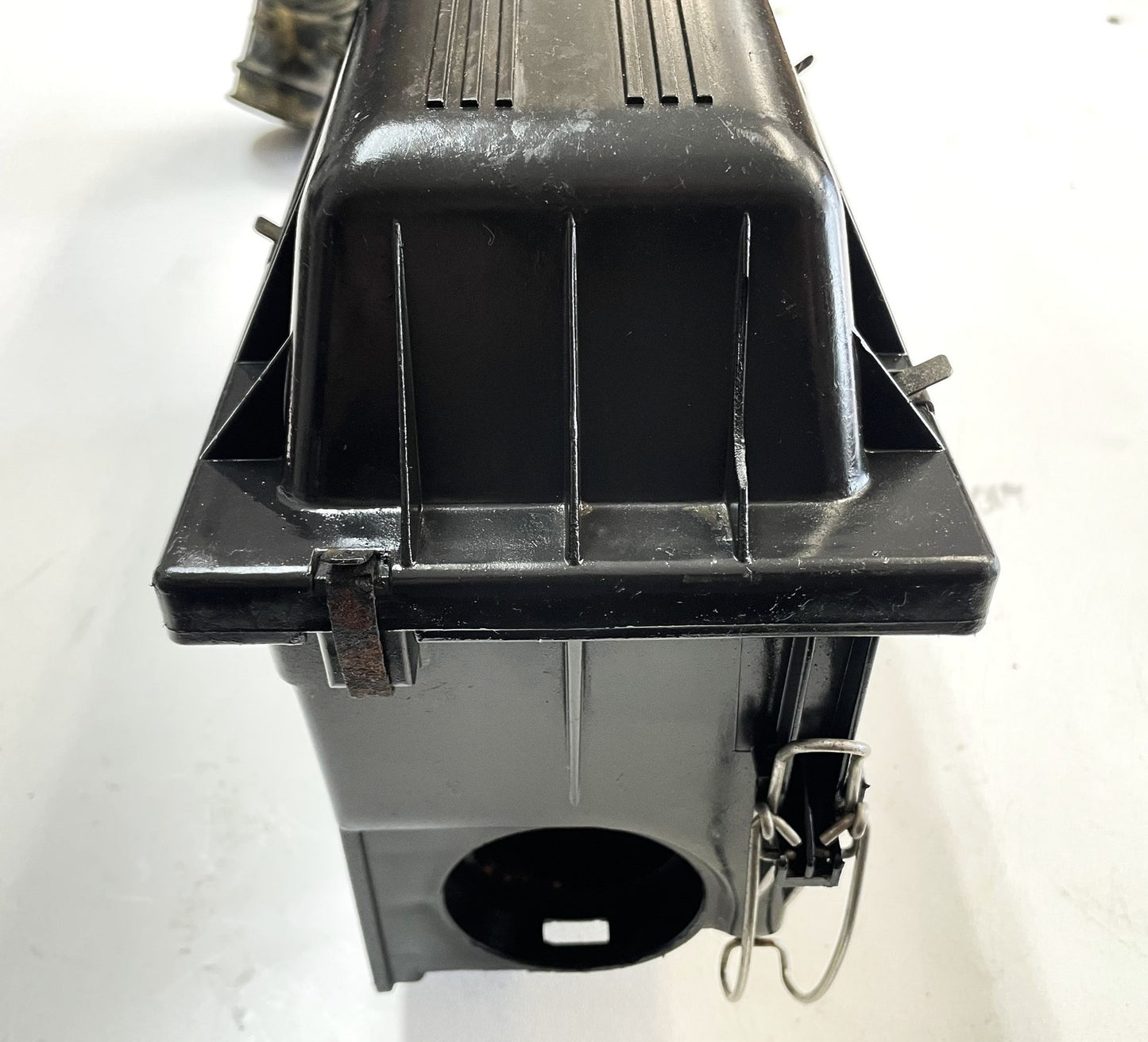 Jeep YJ 2.5 Four Cylinder Air Cleaner Filter Box Intake Tube Fits 91-95 Wrangler