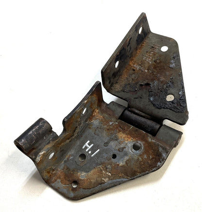 Jeep CJ windshield hinge 76-86 CJ5 CJ7 CJ8  left side FACTORY driver side YJ