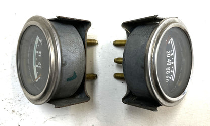 Jeep CJ Oil Pressure Volts Gauge Factory Faria CJ5 CJ7 CJ8 AMC Gauges Battery