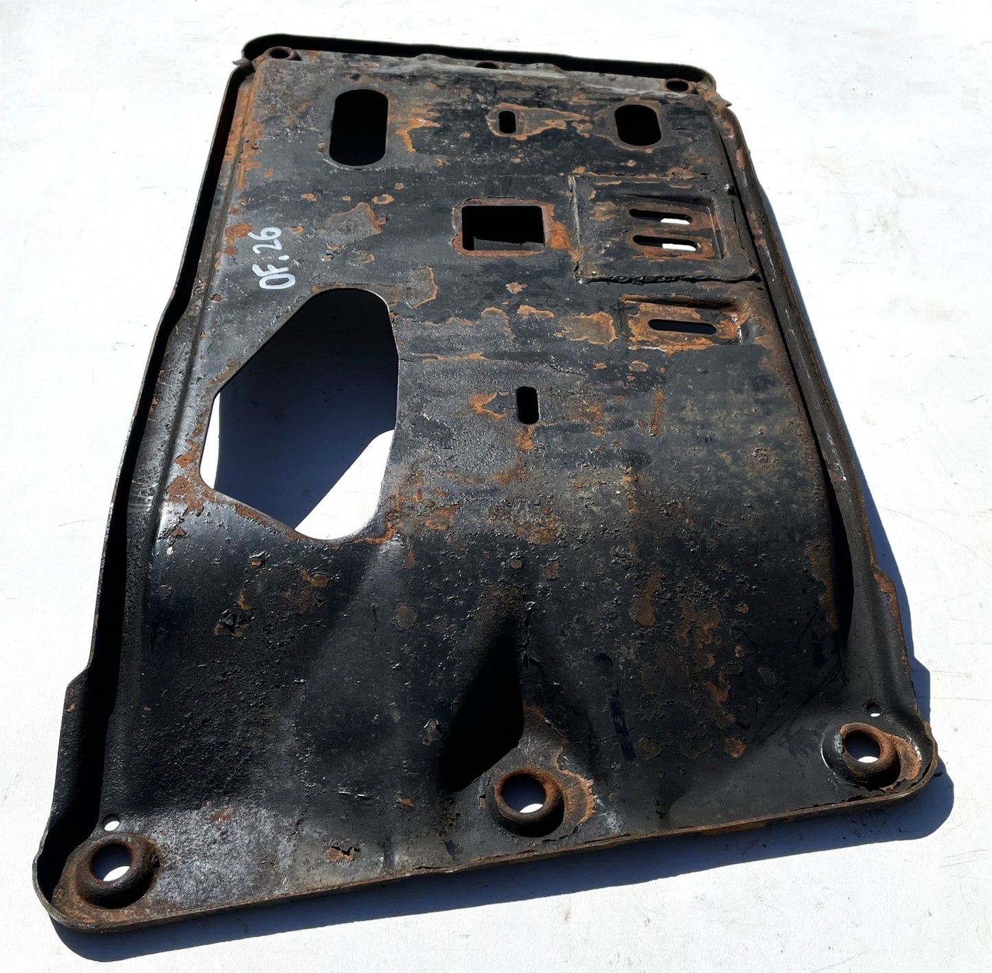 Jeep YJ transmission crossmember metal Mount Skid Plate Belly Pan 87-95 Wrangler