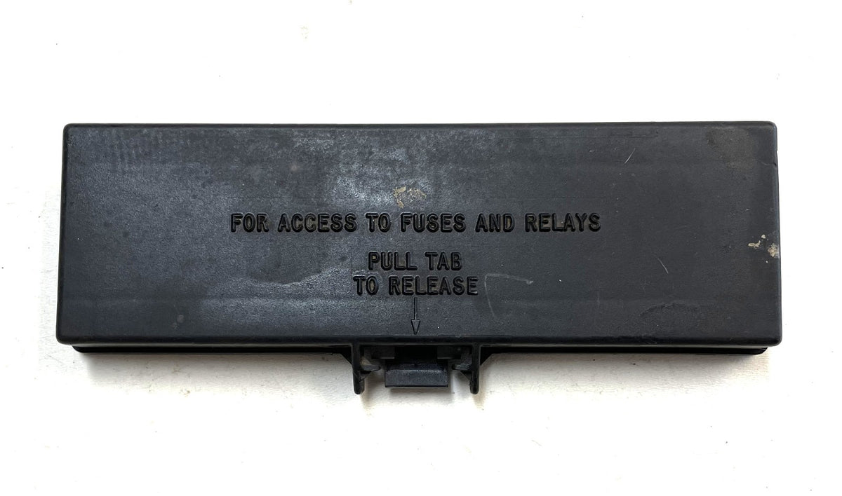 Jeep TJ Fuse Box Cover Lid 97-00 Wrangler 56009713 engine compartment FREE SHIP