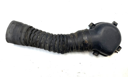 Jeep Wrangler YJ 4 cylinder 2.5 TBI throttle body to air cleaner lid hose  87-90