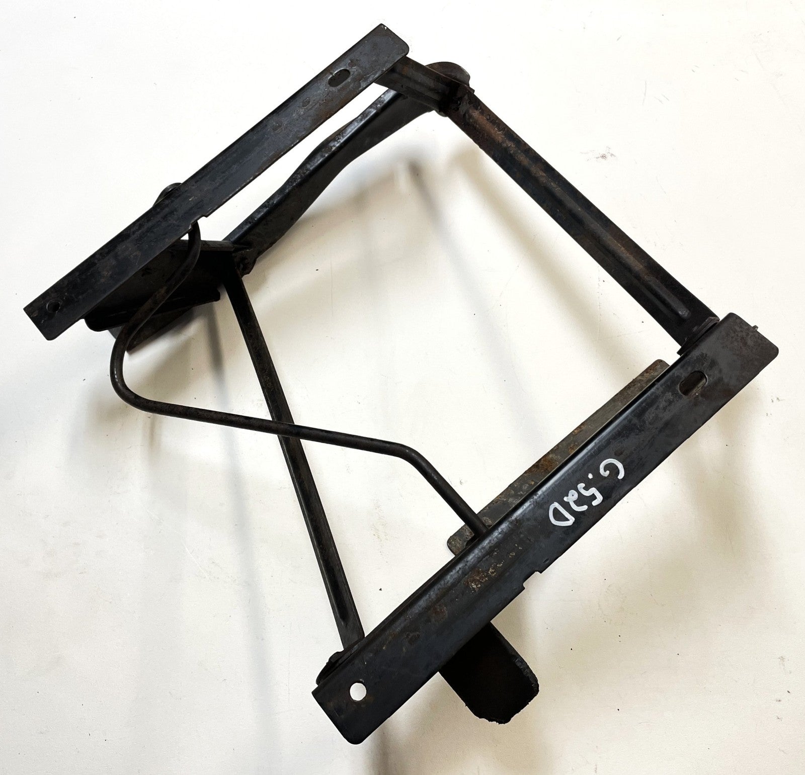 Jeep YJ right front seat bracket folding flip Wrangler 87-90 Passenger side !