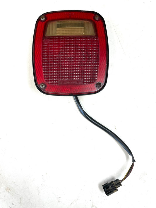 Jeep TJ Wrangler Tail Light Passenger Side Right 56018648 Taillight fits 98-06