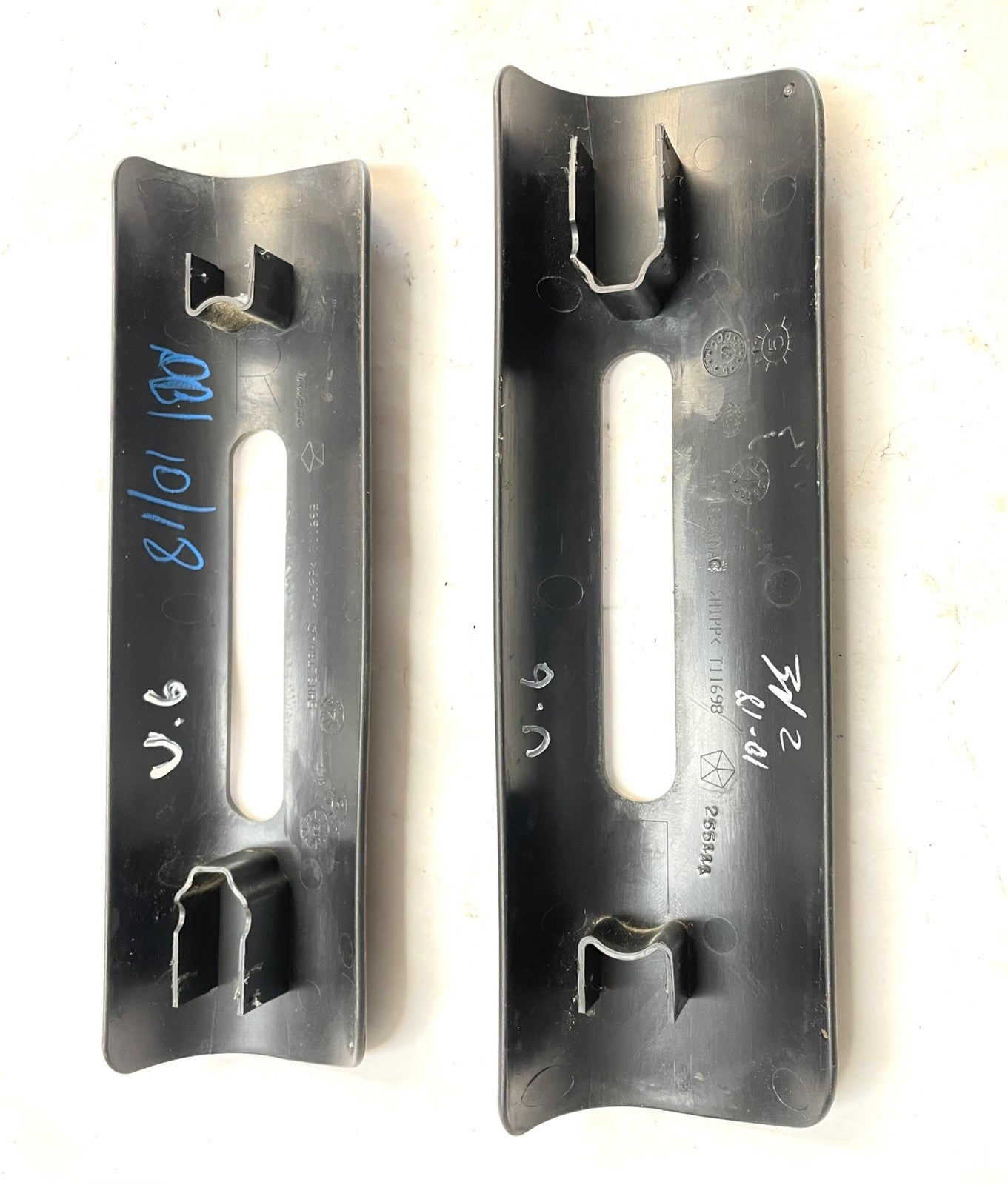 Jeep TJ Wrangler Front Seat Belt Shoulder Adjuster Trim Seatbelt fits 03-06