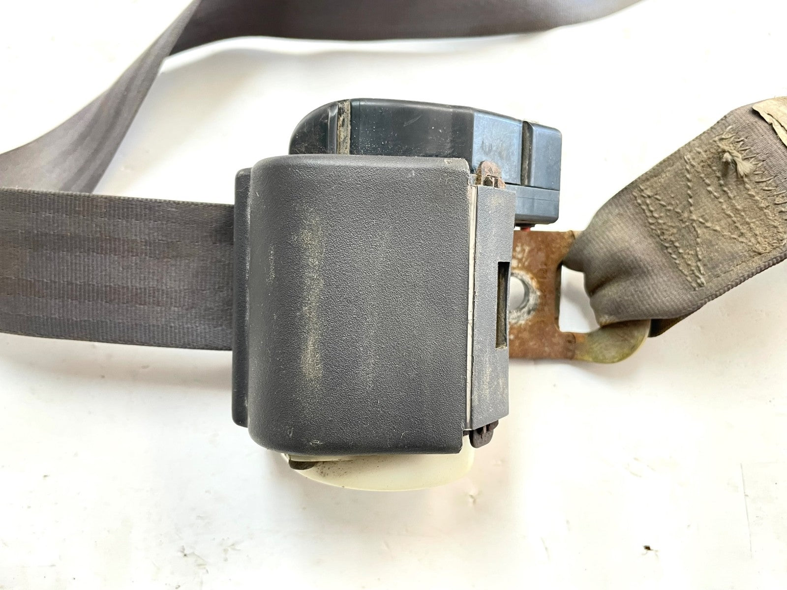 97-02 Jeep TJ Wrangler Front Seat Belt passenger right side retractor seatbelt