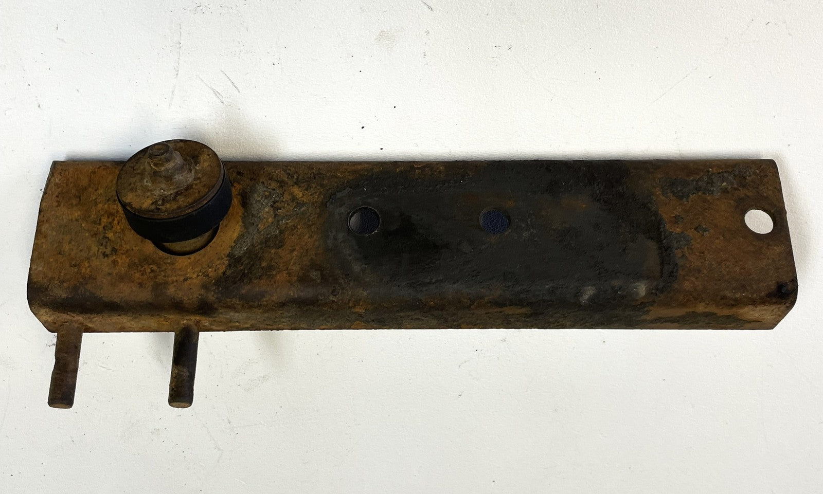 Jeep CJ manual transmission mount bracket bar CJ5  CJ7  CJ8 T176 skid plate