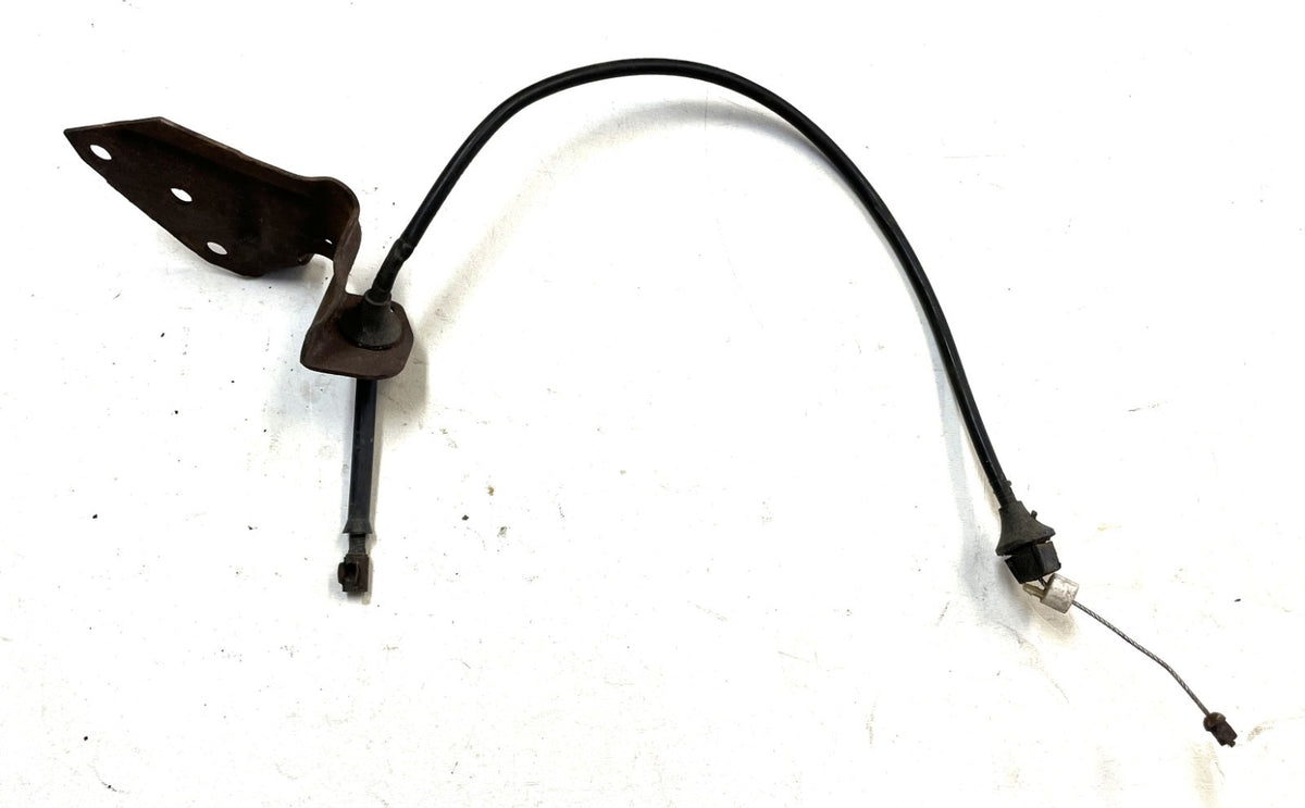 AMC V8 throttle cable and bracket 304 360 401 CJ7 CJ5 Cherokee Wagoneer J10 J20