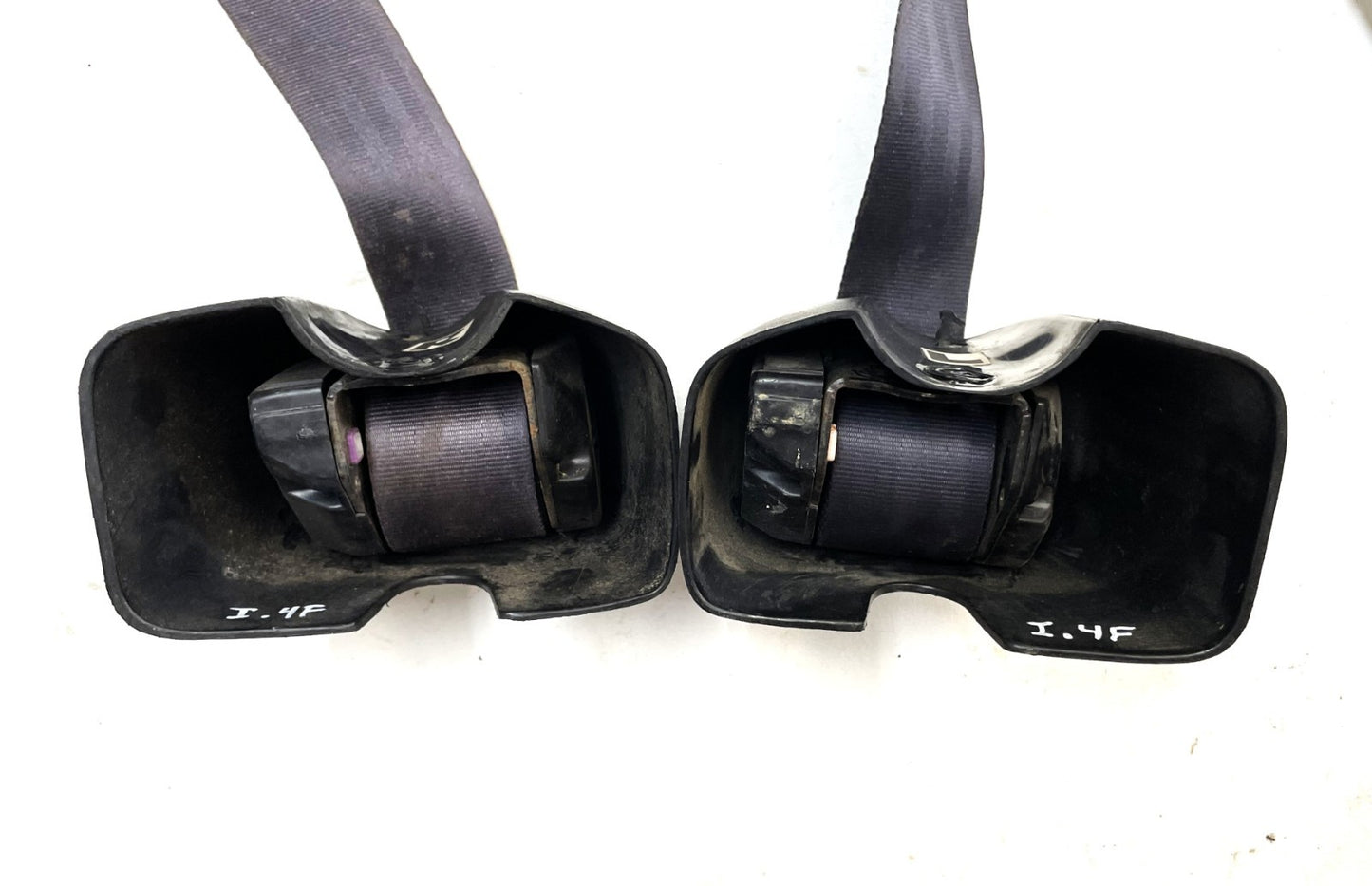 Jeep YJ rear seat belts shoulder belt female buckle back fits 92-95 Wrangler