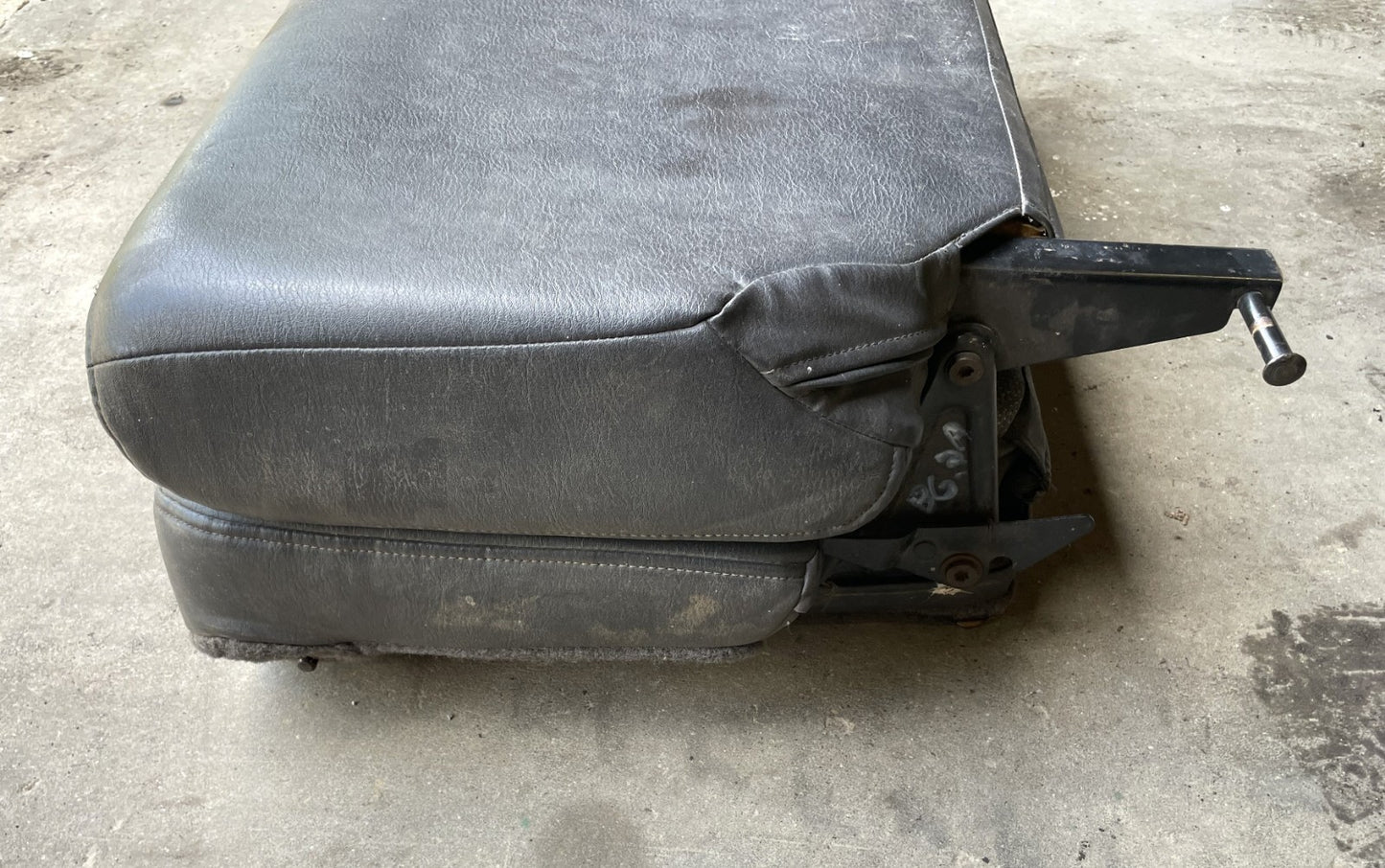 Jeep TJ Wrangler back Seat Dark Grey vinyl factory folding rear fits 97-02
