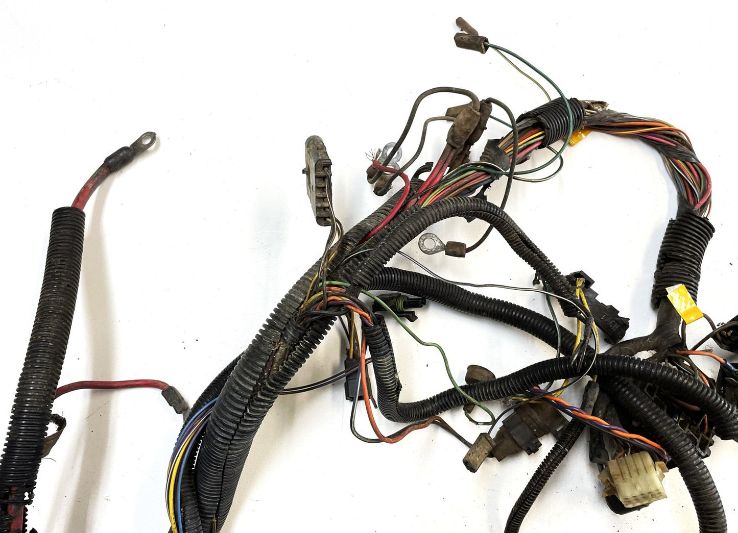 87-90 Jeep YJ Wrangler engine harness 4.2 liter six cylinder READ AD for PARTS