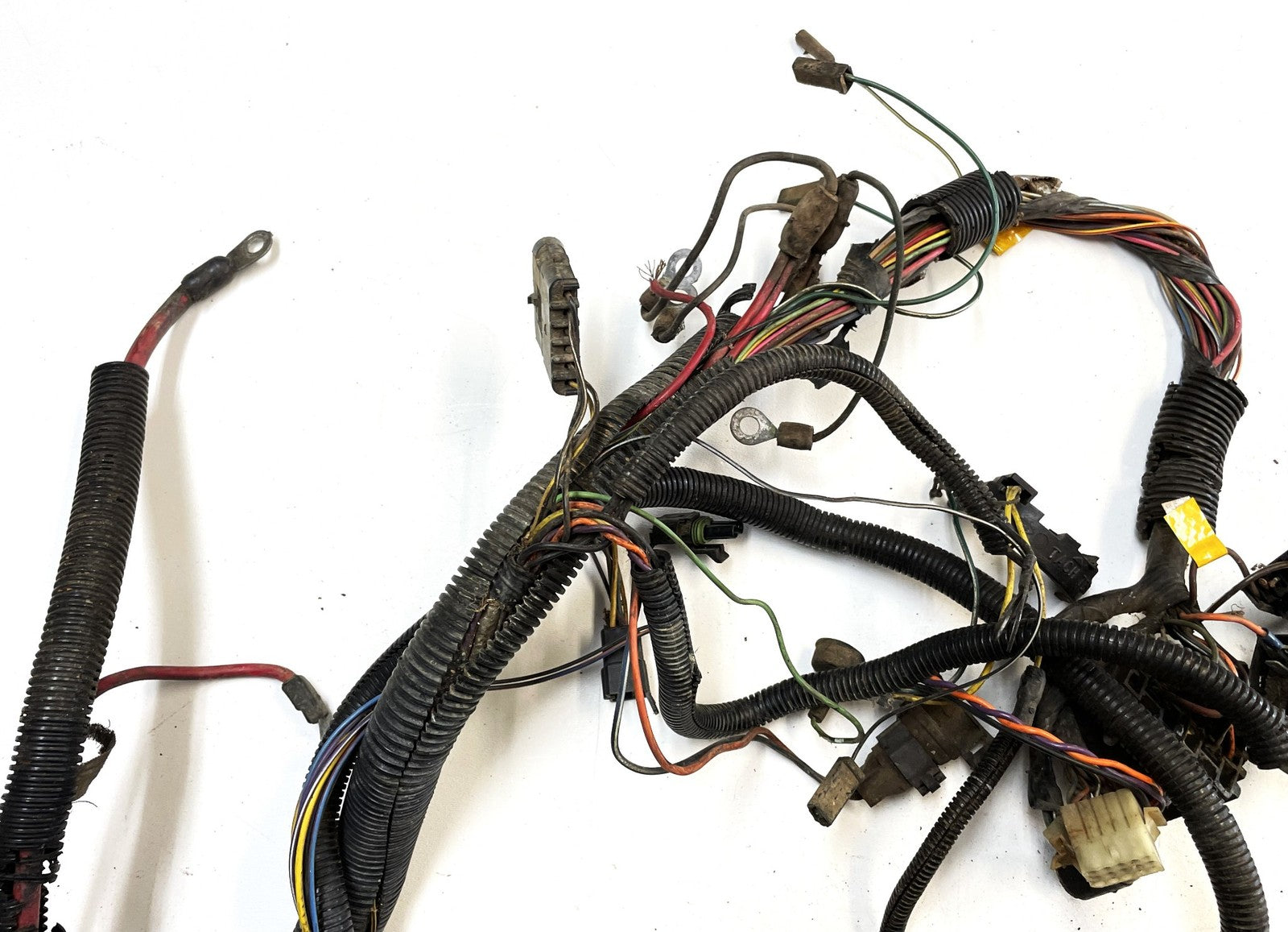 87-90 Jeep YJ Wrangler engine harness 4.2 liter six cylinder READ AD for PARTS