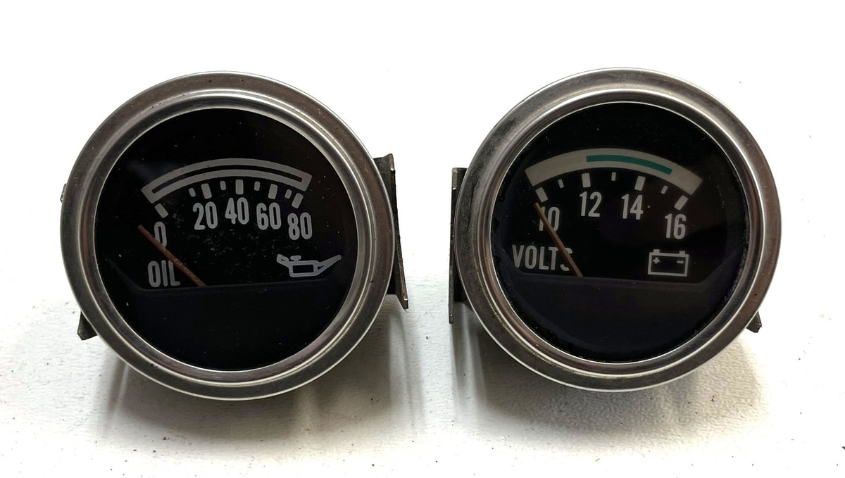 Jeep CJ Oil Pressure Volt Gauge Factory Faria CJ5 CJ7 CJ8 AMC Gauges Battery