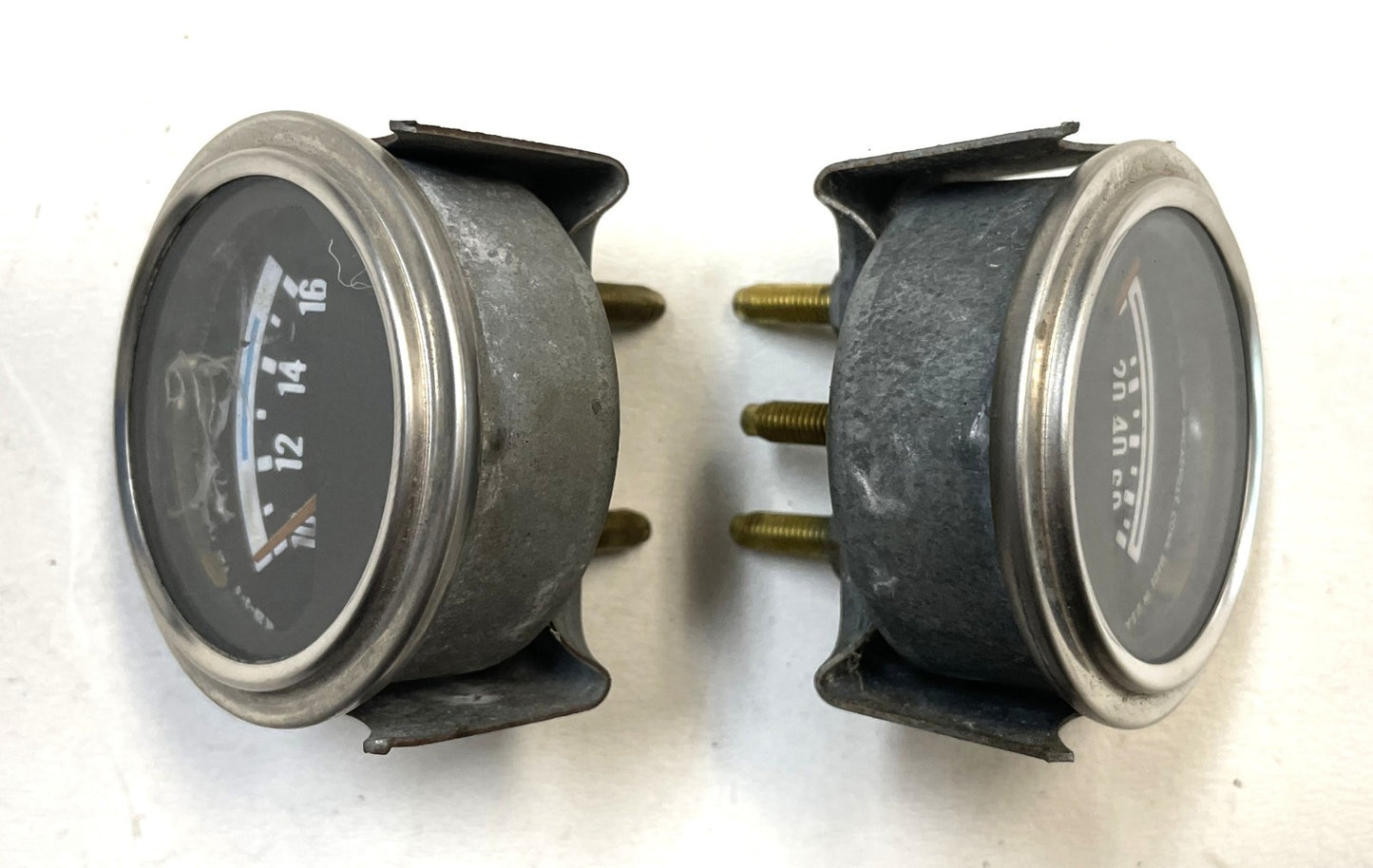 Jeep CJ Oil Pressure Volt Gauge Factory Faria CJ5 CJ7 CJ8 AMC Gauges Battery