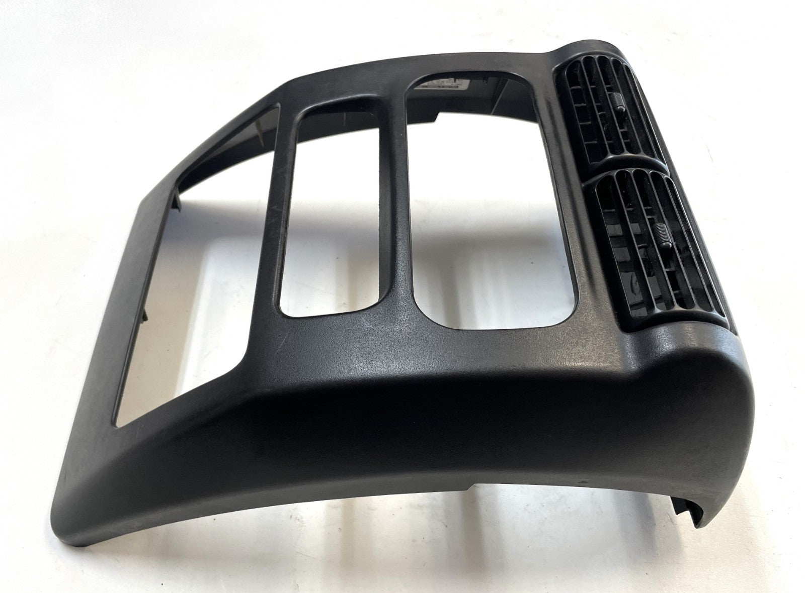 03-06 Jeep TJ Wrangler Center Bezel Dash Trim Vent Radio Surround FREE SHIPPING