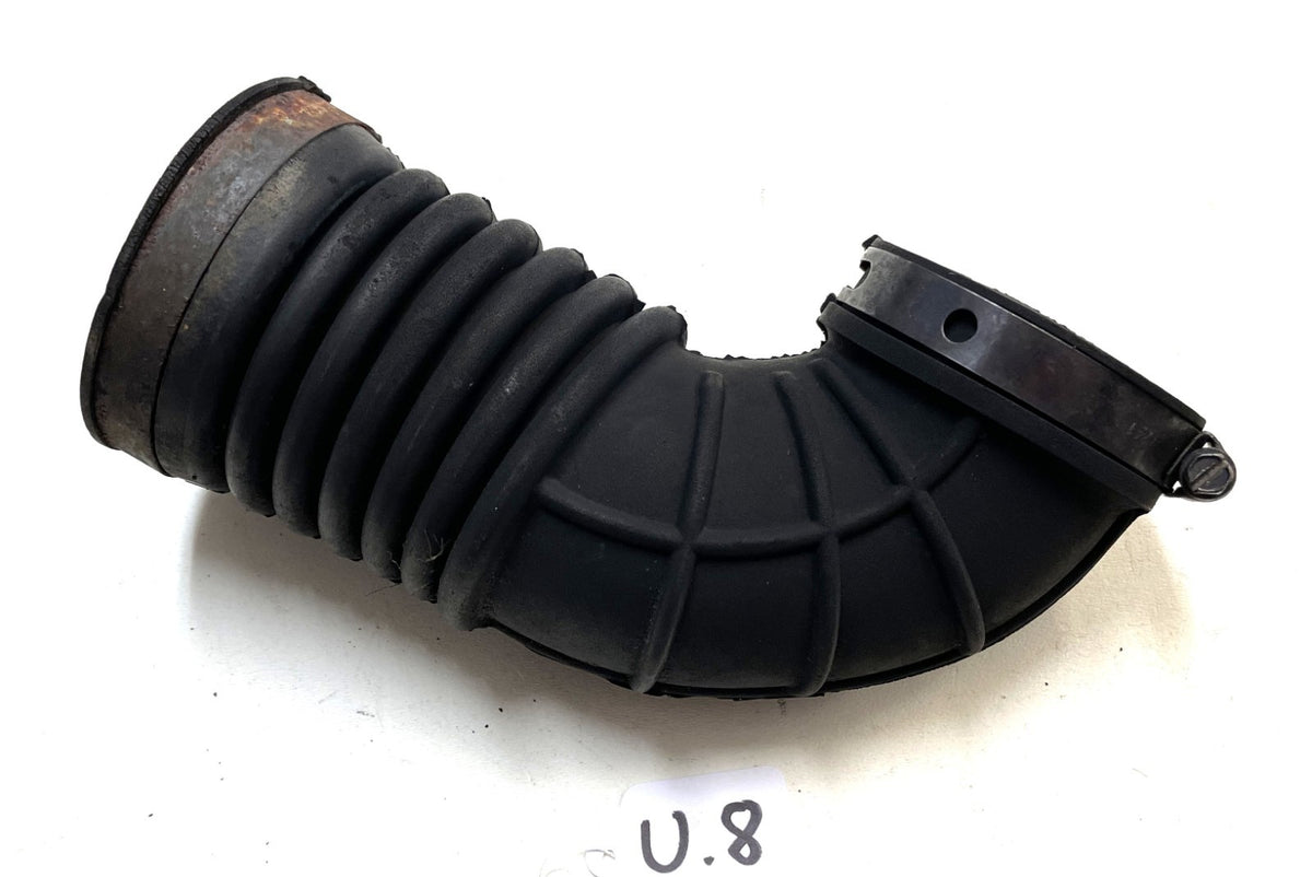 Jeep Wrangler YJ 91-95 4.0 six Cylinder Air Cleaner Filter Tube Hose Connector