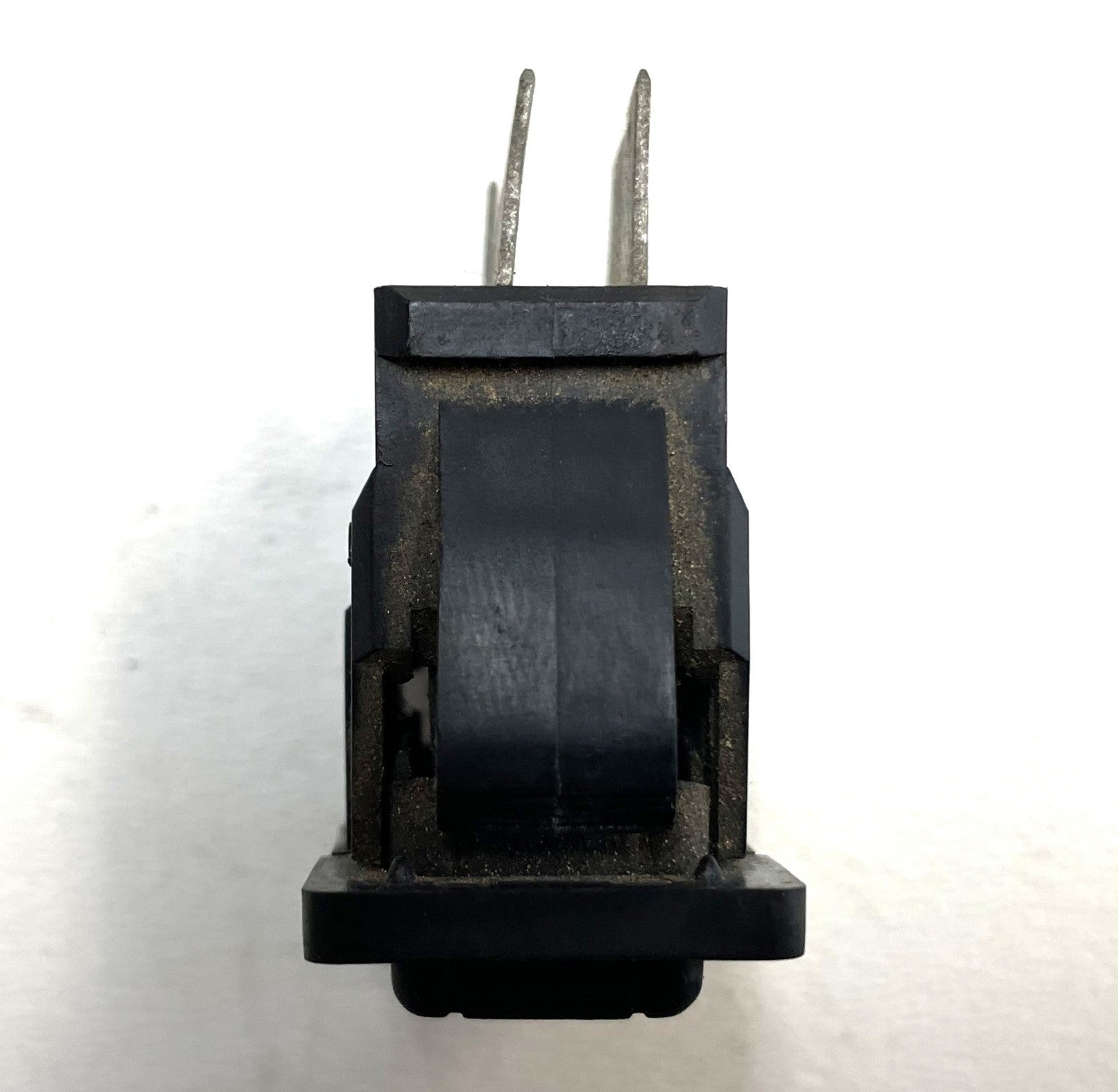 Jeep YJ Wrangler Rear Defrost Switch for Hard top  8956000030 fits 87-91