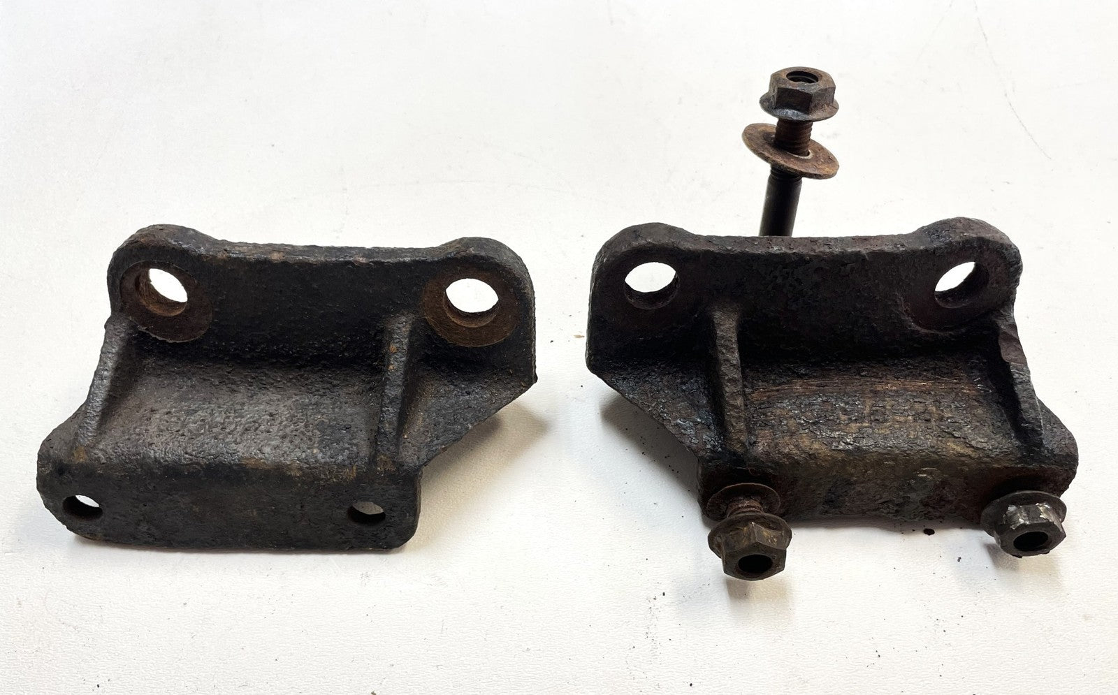Jeep CJ factory Sway Bar Brackets 76-86 CJ5 CJ7 CJ8  mount bracket FREE SHIP