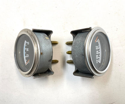 Jeep CJ Oil Pressure Volt Gauge Factory Faria CJ5 CJ7 CJ8 AMC Gauges Battery