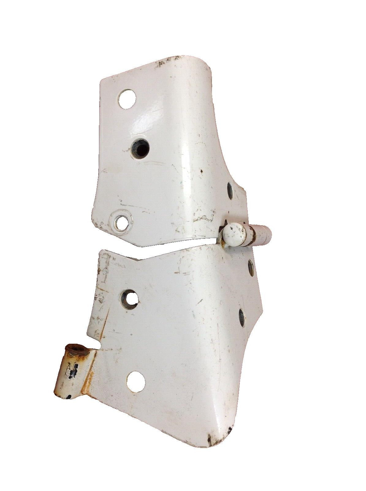 Jeep TJ passenger side windshield hinge fits 97-06 Wrangler white Right Factory