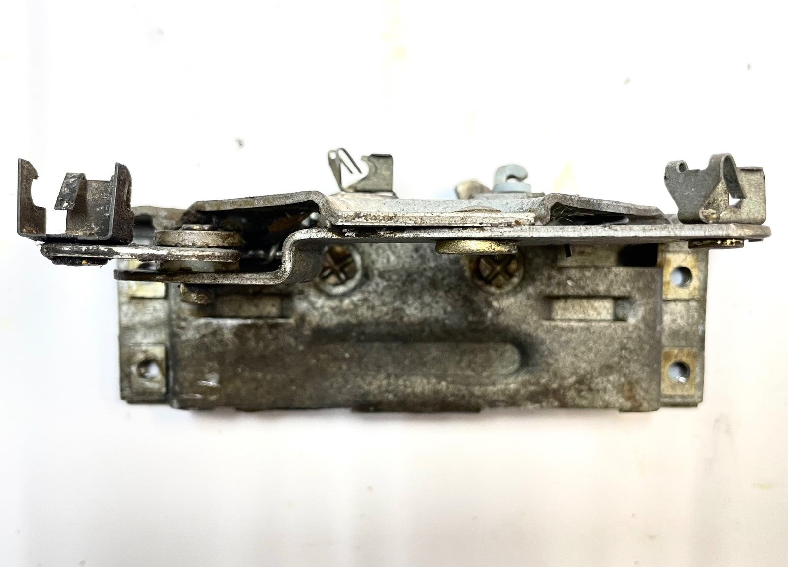 Jeep YJ Wrangler Driver side Door striker latch catch Left fits 92-95