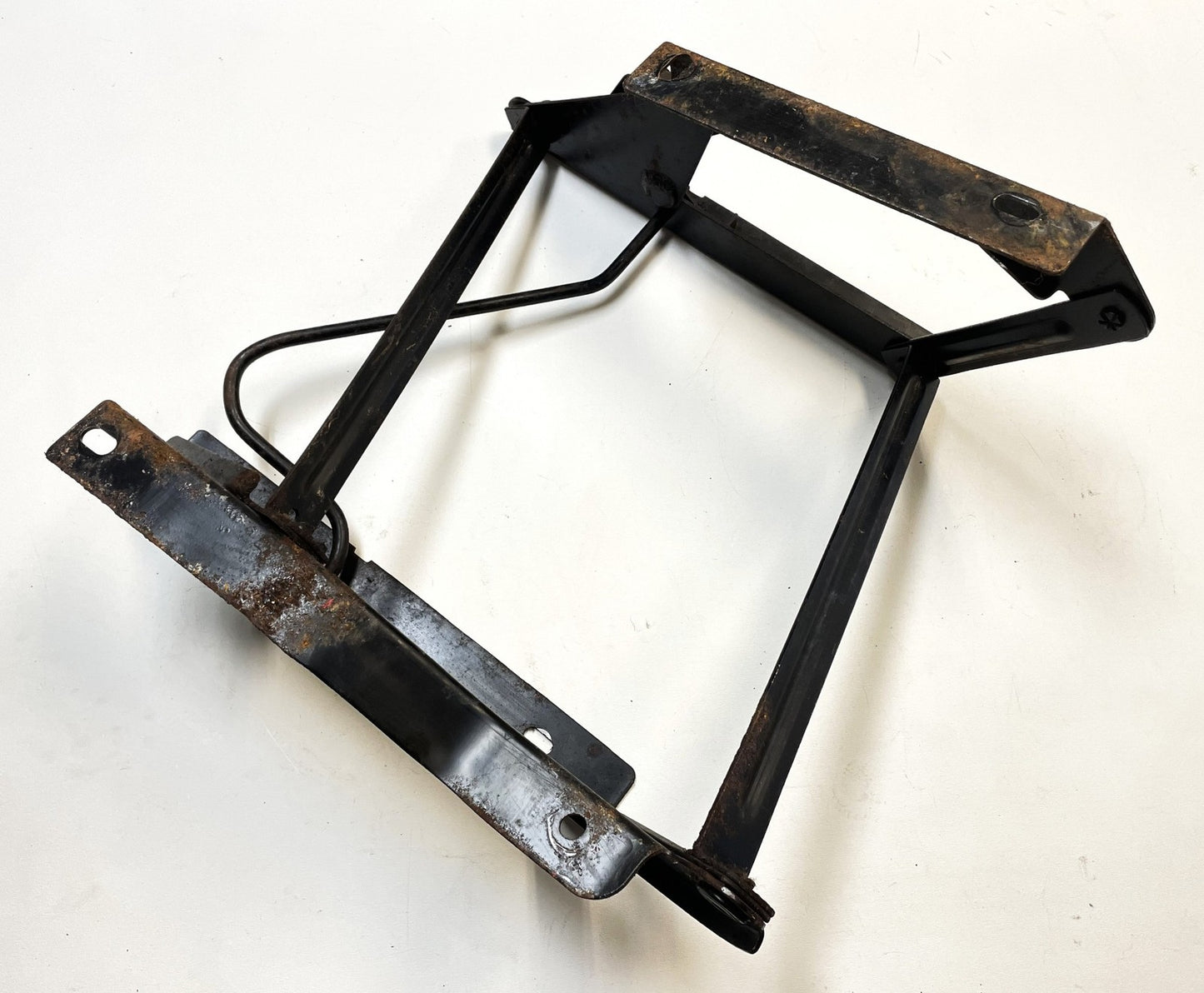 Jeep YJ right front seat bracket folding flip Wrangler 87-90 Passenger side !