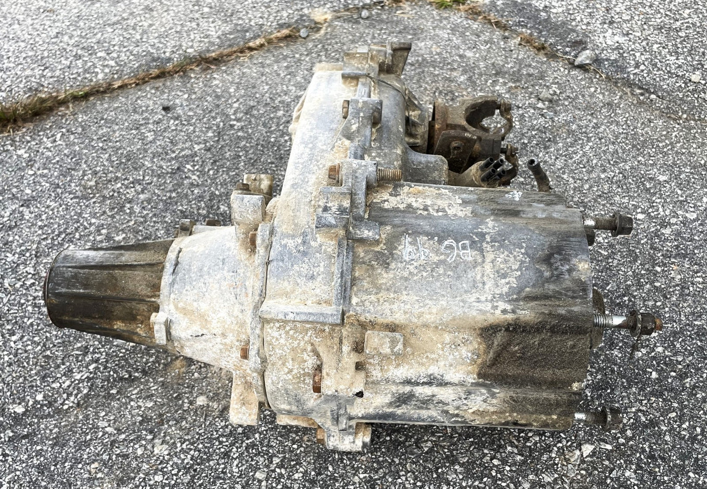 Jeep YJ NP 231 transfer case fits 4 cylinder manual 87-95 Wrangler 21 spline