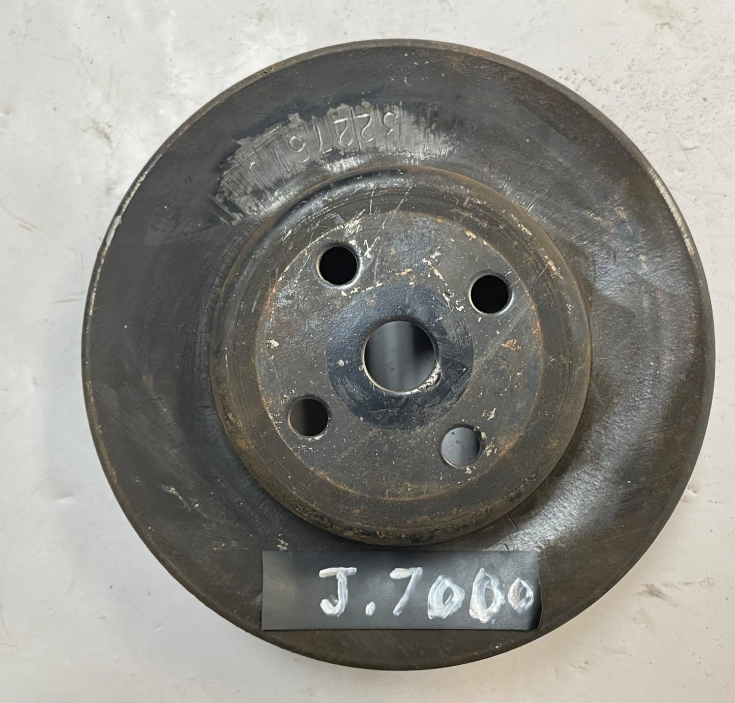 Jeep  CJ  Wagoneer  J10 AMC V8 304 360 401  3 Groove Water Pump Pulley 3227673