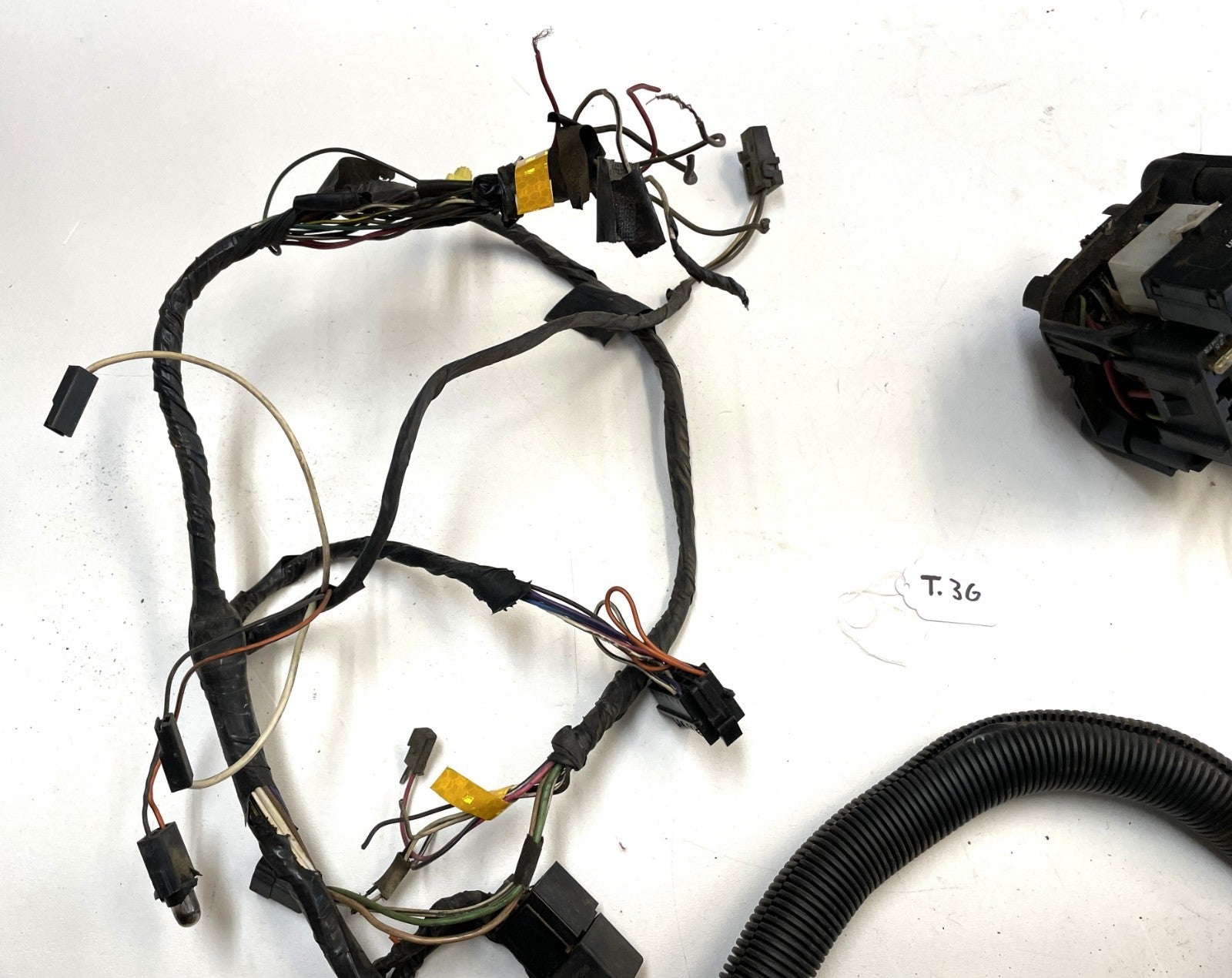 Jeep YJ Wrangler Dash wiring harness fits 87-90 wire fuse block gauges column