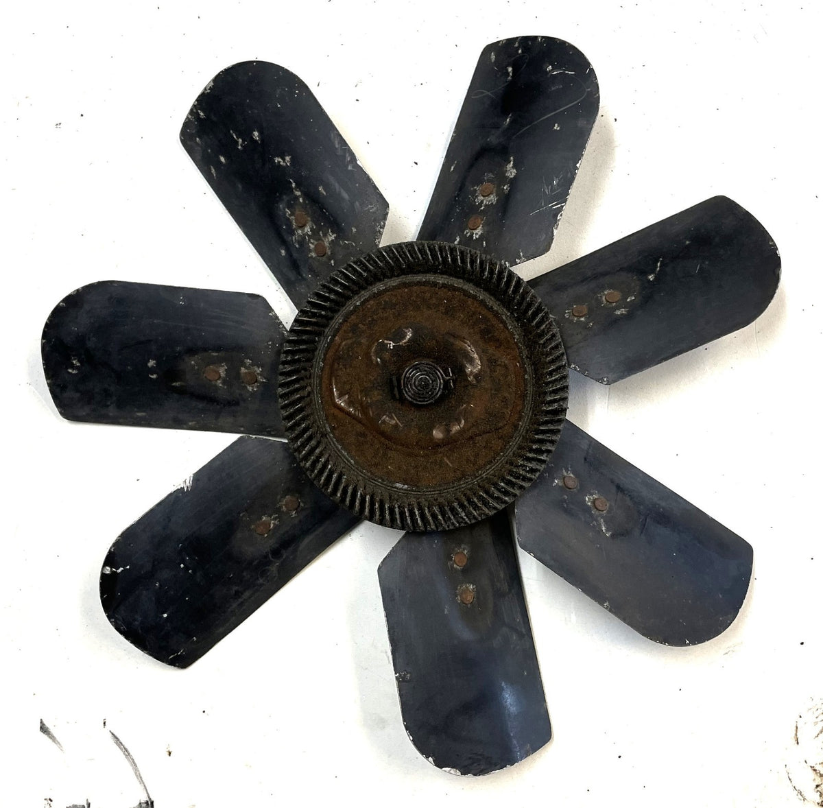 Jeep CJ 6 cylinder  Cooling Fan with clutch 4.2  258 CJ7 CJ5  J10 Cherokee AMC